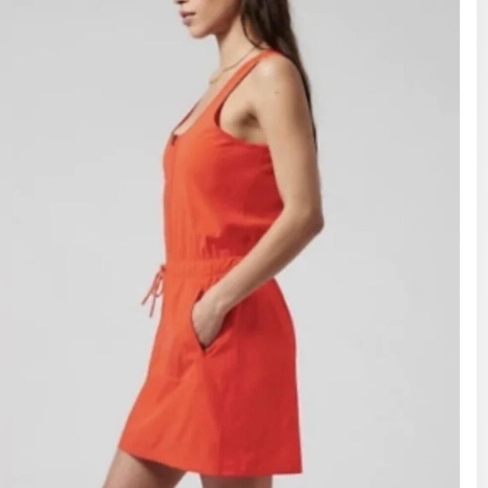 Athleta Women’s Orange/Red Savannah Strap Mini Dress NWOT Size Small